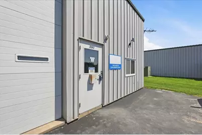 590 Commercial Avenue, Waterloo, WI 53594 - Photo 2