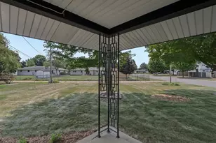 520 6th St, Waunakee, WI 53597 - Photo 30