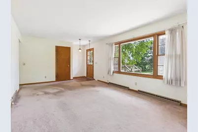 105 Holman Road, Deerfield, WI 53531 - Photo 12