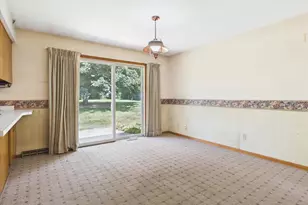 105 Holman Rd, Deerfield, WI 53531 - Photo 14