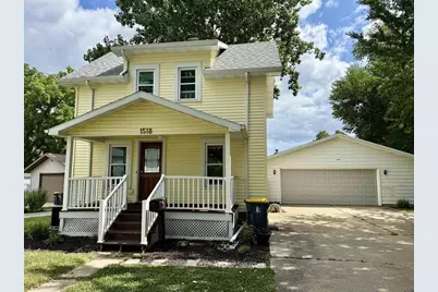 1518 23rd Avenue, Monroe, WI 53566 - Photo 2