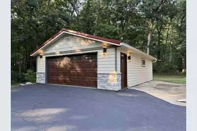 E9420 Wildflower Drive, Reedsburg, WI 53959 - Photo 6
