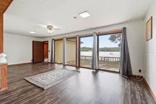 40 Bayer Ln, Wisconsin Dells, WI 53965 - Photo 2