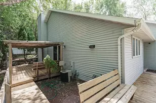 3517 Manchester Rd, Madison, WI 53719 - Photo 4