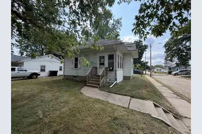 1734 Fayette Avenue, Beloit, WI 53511 - Photo 2