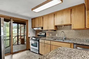 4017 Meyer Ave, Madison, WI 53711 - Photo 4