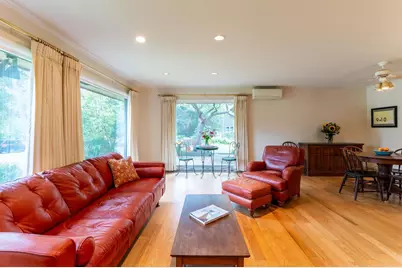 25 Hiawatha Circle, Madison, WI 53711 - Photo 10