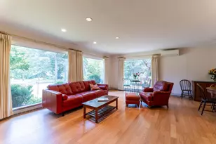 25 Hiawatha Cir, Madison, WI 53711 - Photo 2