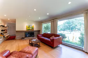 25 Hiawatha Cir, Madison, WI 53711 - Photo 8