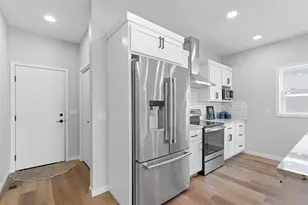 4886 Romaine Rd, Fitchburg, WI 53711 - Photo 4