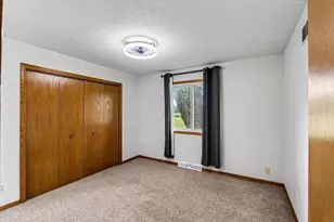 6683 Charlie Grimm Rd, Windsor, WI 53598 - Photo 20