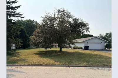 717 Willow Lane, Horicon, WI 53032 - Photo 2