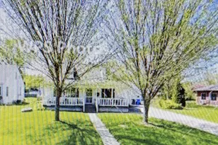 206 N Marietta St, Verona, WI 53593 - Photo 4