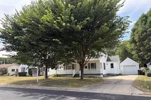 206 N Marietta St, Verona, WI 53593 - Photo 6