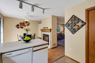 6609 Raymond Rd, Madison, WI 53711 - Photo 16