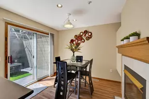 6609 Raymond Rd, Madison, WI 53711 - Photo 10