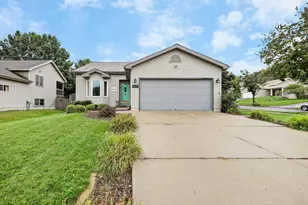 1817 Anhalt Dr, Madison, WI 53704 - Photo 28
