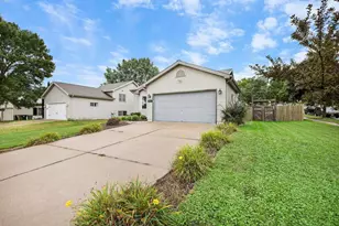 1817 Anhalt Dr, Madison, WI 53704 - Photo 28