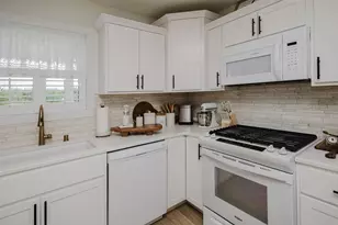 190 Antoine St, Mineral Point, WI 53565 - Photo 14
