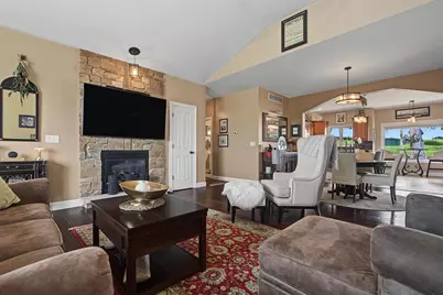 30193 Buncombe Road, Hazel Green, WI 53811 - Photo 10