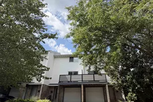 401 Melody Ln, Verona, WI 53593 - Photo 2