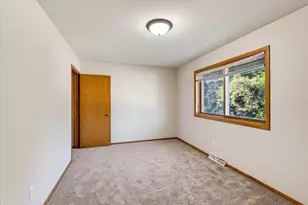 401 Melody Ln, Verona, WI 53593 - Photo 22