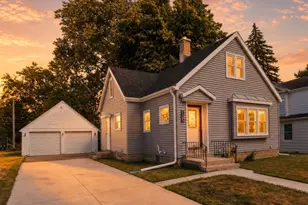 105 Bishop Ave, Plymouth, WI 53073 - Photo 2