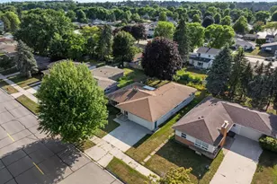2114 N 25th St, Sheboygan, WI 53081 - Photo 24