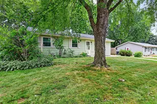 2111 S Osborne Ave, Janesville, WI 53546 - Photo 2