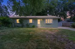 2111 S Osborne Ave, Janesville, WI 53546 - Photo 1