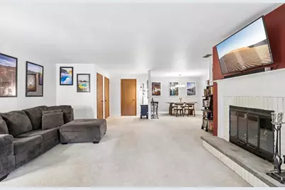 1418 Wheeler Road #H, Madison, WI 53704 - Photo 6