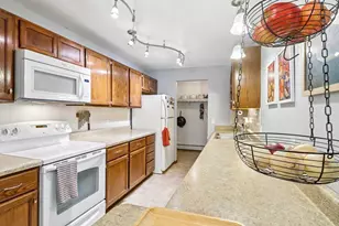 1418 Wheeler Rd, Madison, WI 53704 - Photo 14