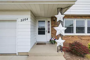 2200-2204 Wyoming Ave, Sun Prairie, WI 53590 - Photo 2