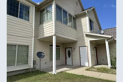 911 Herriot Drive #2, Mauston, WI 53948 - Photo 2