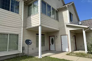 911 Herriot Dr, Mauston, WI 53948 - Photo 2