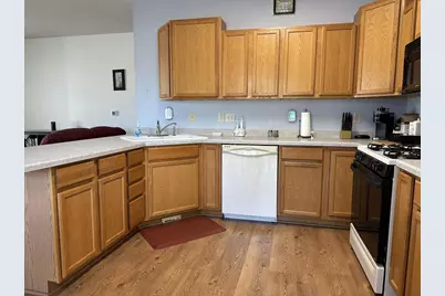 911 Herriot Drive #2, Mauston, WI 53948 - Photo 4