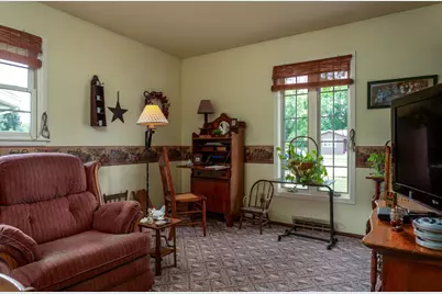 842 N Wright Road, Janesville, WI 53546 - Photo 18