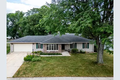 842 N Wright Road, Janesville, WI 53546 - Photo 1