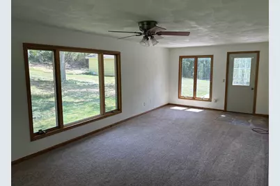 10804 W Hwy 14 Road, Janesville, WI 53536 - Photo 18