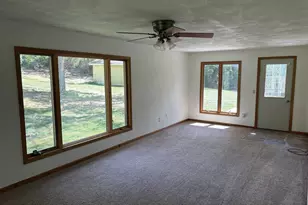 10804 W Hwy 14 Rd, Janesville, WI 53536 - Photo 18