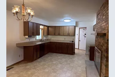 10804 W Hwy 14 Road, Janesville, WI 53536 - Photo 8