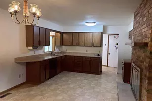 10804 W Hwy 14 Rd, Janesville, WI 53536 - Photo 8