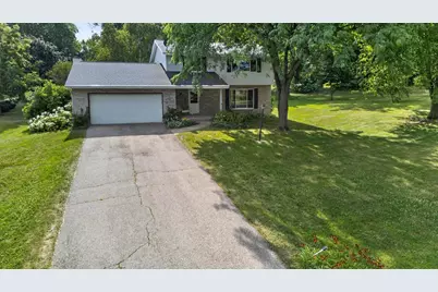 4507 Stonewood Drive, Middleton, WI 53562 - Photo 58