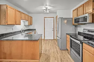 2211 Wood View Dr, Stoughton, WI 53589 - Photo 26