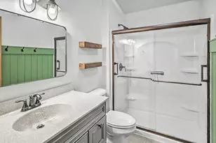 2211 Wood View Dr, Stoughton, WI 53589 - Photo 16