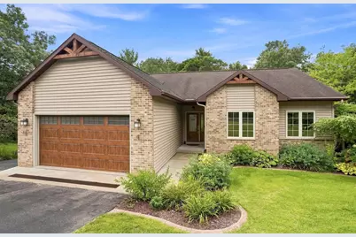 E9265 Pebblebeach Drive, Wisconsin Dells, WI 53965 - Photo 4