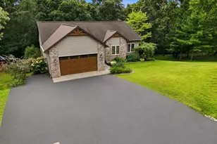 E9265 Pebblebeach Dr, Wisconsin Dells, WI 53965 - Photo 2