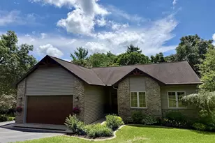 E9265 Pebblebeach Dr, Wisconsin Dells, WI 53965 - Photo 2