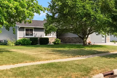 52 Hancock Lane, Janesville, WI 53536 - Photo 2
