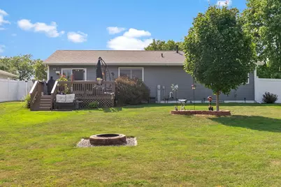 52 Hancock Lane, Janesville, WI 53536 - Photo 6